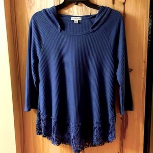 One World live and let live lace bottom waffle weave hoodie sz sm